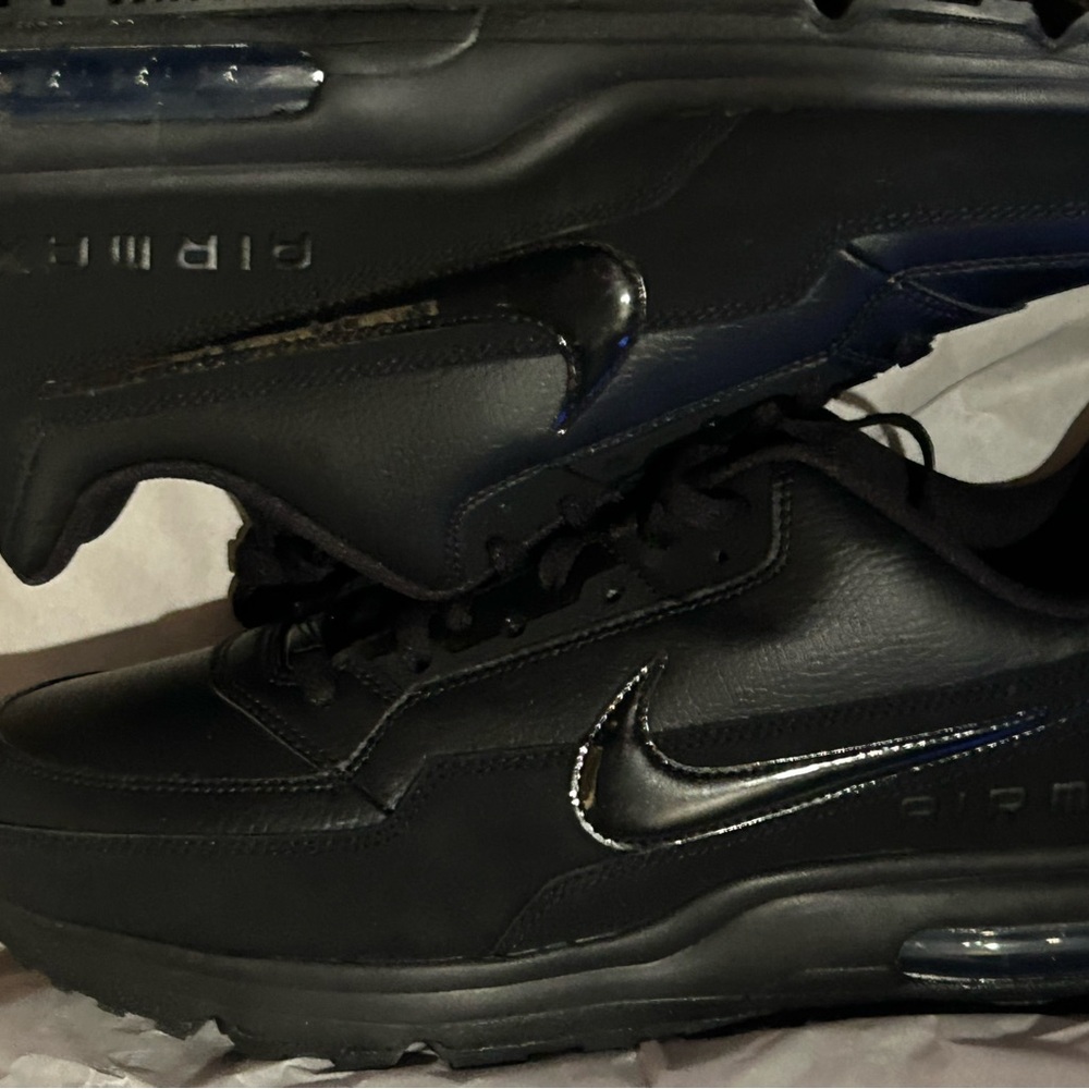 Brand new Nike air max’s with tags fresh in boxs